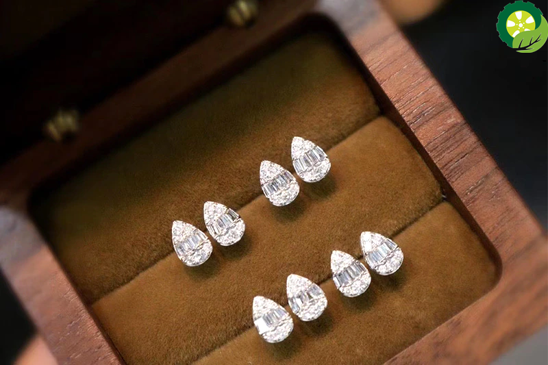 18K Solid White Gold (AU750) Women Stud Earrings Certified Real Natural Diamond Earring Fashion Water Drop Shape TIANTIAN LIFE Market Place
